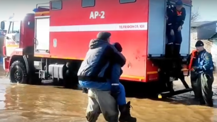 Уровень воды в Урале уже 11 метров: обстановка в Орске и Оренбурге к утру 7 апреля