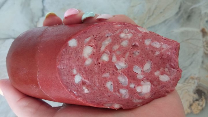 В Ростовской области в продажу попала полукопчёная колбаса со стафилококком