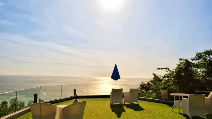 Адвокат предупредил о риске конфискации еще двух квартир Долиной в Юрмале