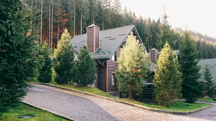 Евродвушка с участком: Альтернатива человейникам становится всё популярнее