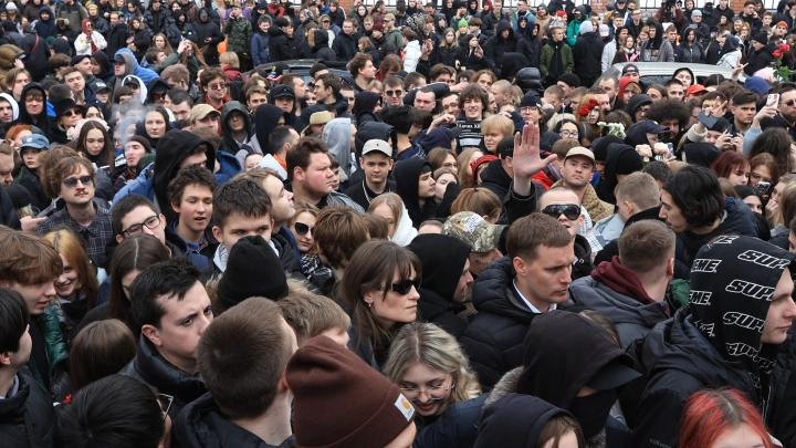 Прощание с Пашей Техником закончилось давкой и задержаниями
