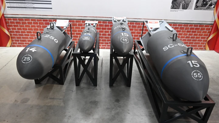 Конструктор Васильев: новая русская авиабомба открывает путь к победе Конструктор Васильев: новая русская авиабомба открывает путь к победе