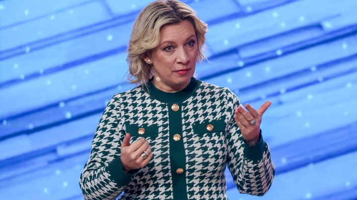 Цель– доить Киев: Захарова прокомментировала публикацию Ермака с горящим Кремлем