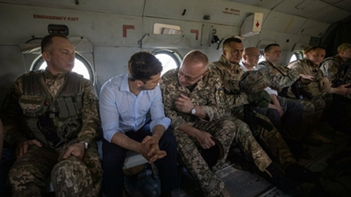 Украинский генерал лишился должности за длинный язык. В Офисе Зеленского объяснились