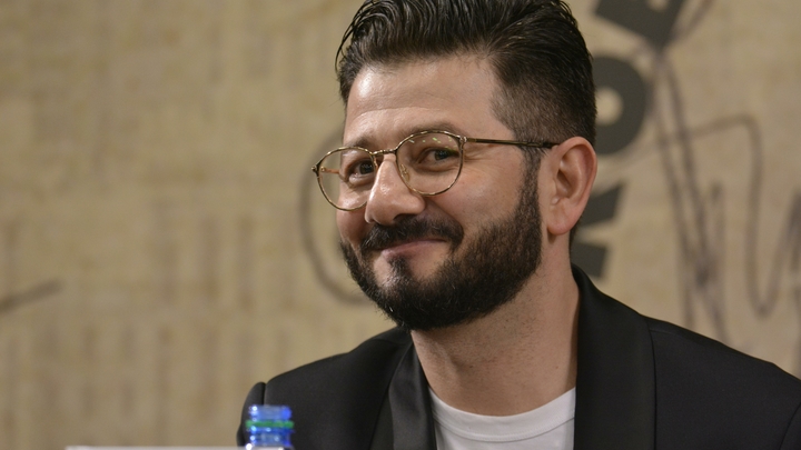 Песня номер один в России: Почему каждому русскому нужно слушать её сегодня