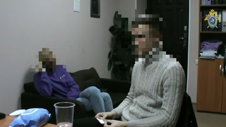 СК опубликовал видео допроса убившего и расчленившего девушку в Кемерове