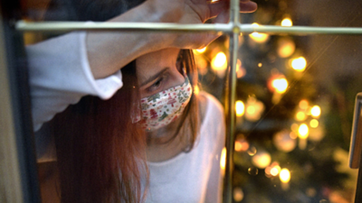 Не дольше одного дня: Психолог предупредил об опасности длинных новогодних праздников