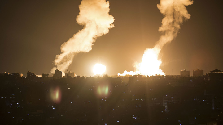 Сознательное обострение: Израильские силовики устроили демарш в мечети Аль-Акса