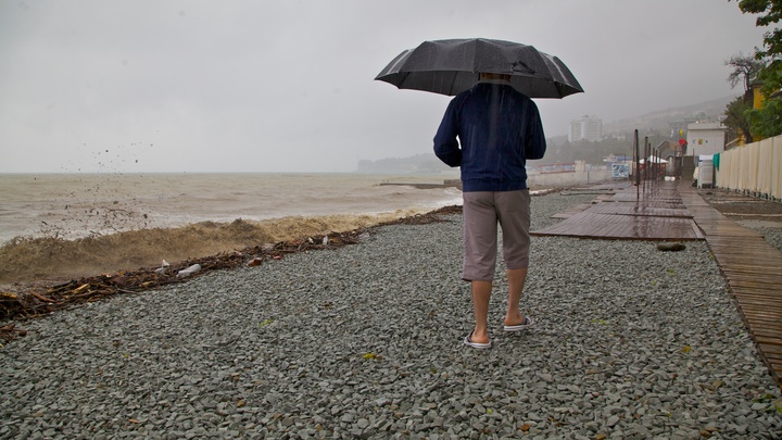 На Сочи за сутки обрушится до половины месячной нормы осадков — синоптики