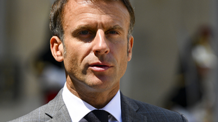 Американский разведчик заявил об угрозе Франции. Под ударом - независимость Парижа