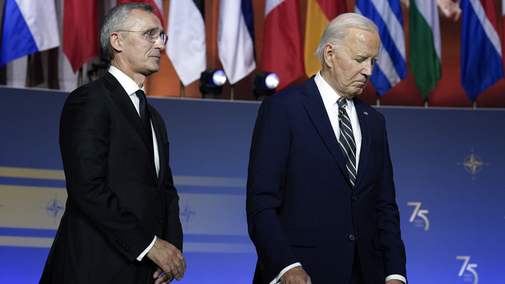 Этот Столтенберг сломался, несите другого: Мем ожил в Бесогоне Никиты Михалкова