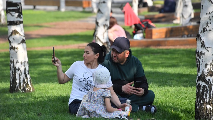 Их тоже крышуют? Возмутительный приговор детям мигрантов, которые избивают русских подростков