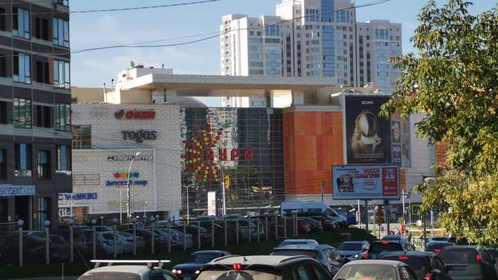 Одна в утиль: массовое ДТП произошло на Ипподромской магистрали в Новосибирске