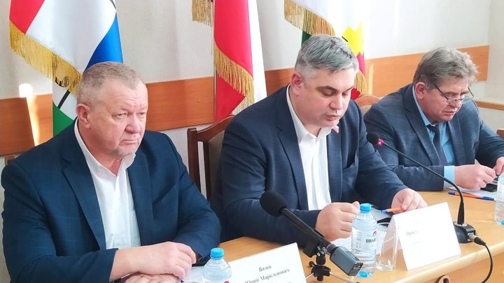 Вступивший в батальон Вега депутат Фролов остался в Новосибирской области