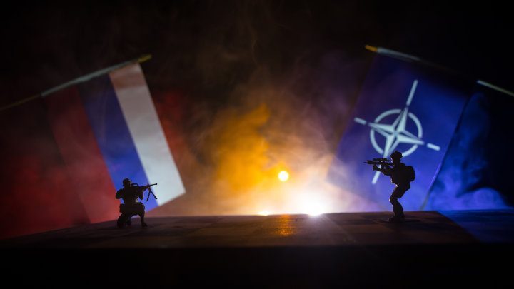 НАТО обозначило для себя главные приоритеты. В обоих фигурирует Россия