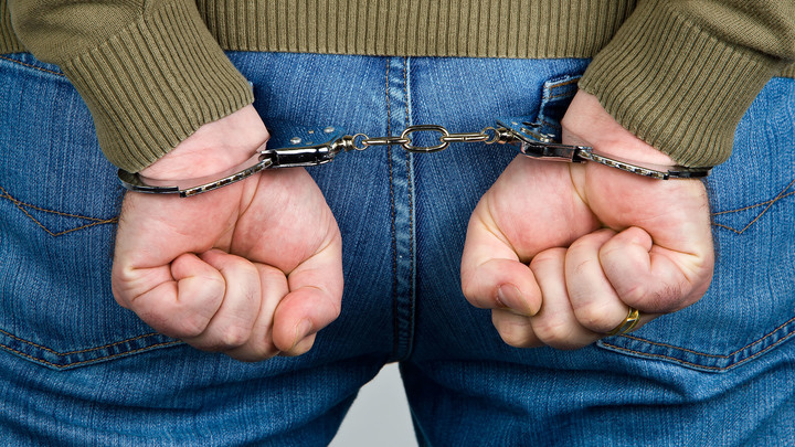 Подошёл, стал трогать: Смелая москвичка спасла двух школьниц от мигранта-педофила