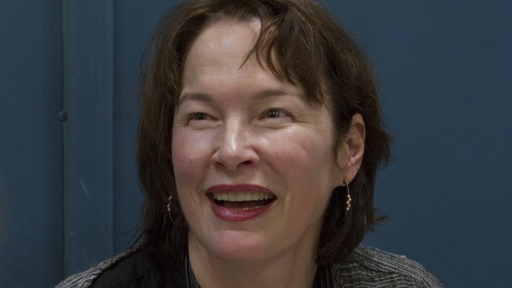 Почему автор Милых костей извинилась перед осуждённым за её изнасилование