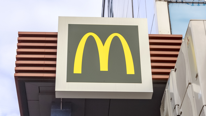 Названа возможная дата закрытия ресторанов McDonald's в Новосибирске