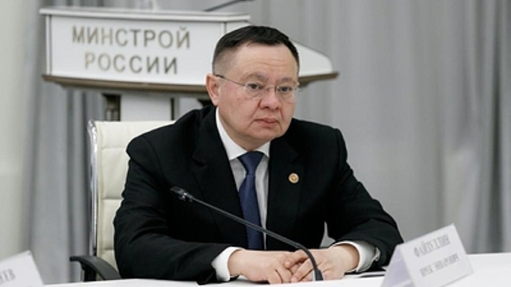 Министр строительства России Файзуллин подчеркнул системность ЧС на Дальнем Востоке