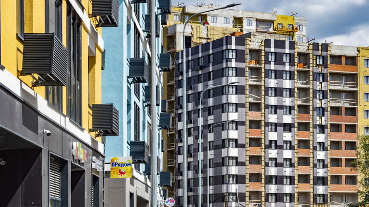 В Краснодарском крае сотрудник МЧС спас девушку, собиравшуюся свести счёты с жизнью