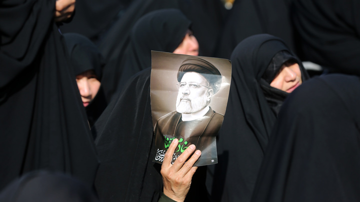 В иранском Генштабе отвергли версию подрыва вертолёта Раиси