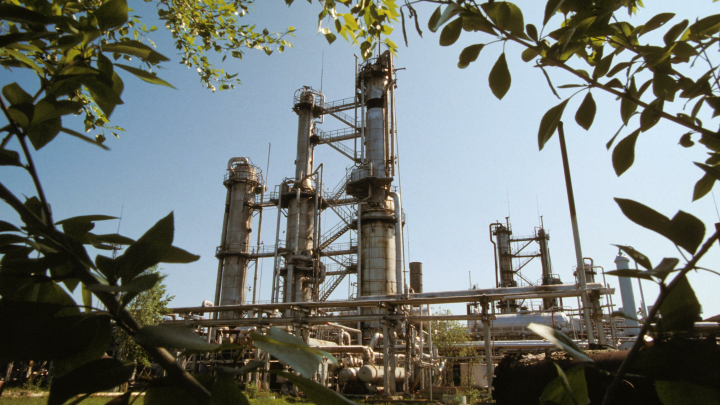 Окна выбило в трёх километрах: На химическом заводе в Китае произошёл мощный взрыв