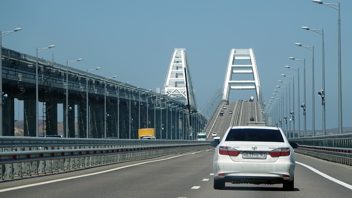 Таких советчиков надо на передовую: В Британии не оценили идею взорвать Крымский мост