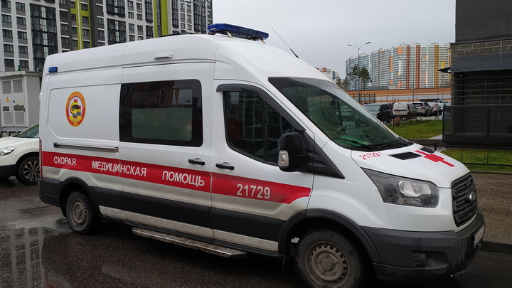 Скорая помощь с включёнными спецсигналами попала в массовую аварию в Нижнем Новгороде