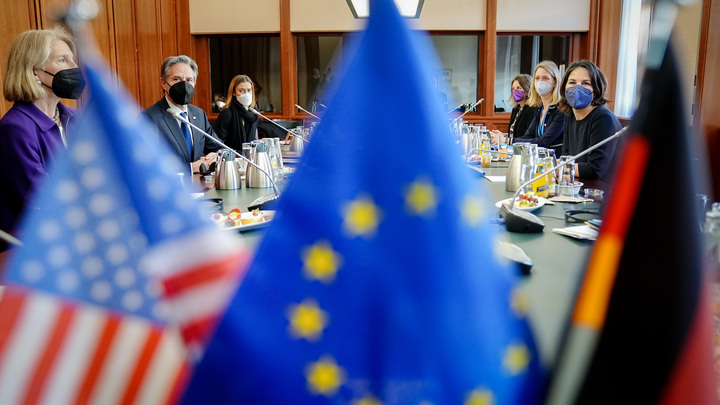 План США по удушению России провалился: Экономист назвал два фактора