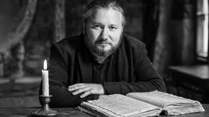Умер Максим Сырников. Шеф-повар, историк, ведущий Монастырской кухни: Друзья делятся воспоминаниями о кулинаре