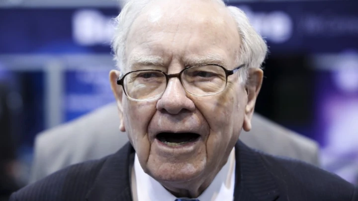 Начал чувствовать в 90: Миллиардер Баффет указал на первые признаки старения