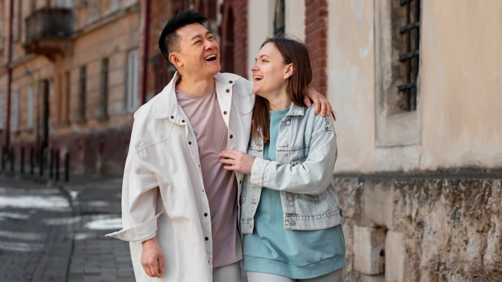 Дорамы - ложь? Русская жена корейца рассказала о кредитах на сумки и мужских слезах