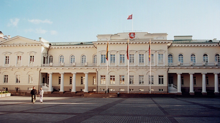 Литва идет на открытый конфликт - эксперты предупреждают о риске войны из-за Калининграда