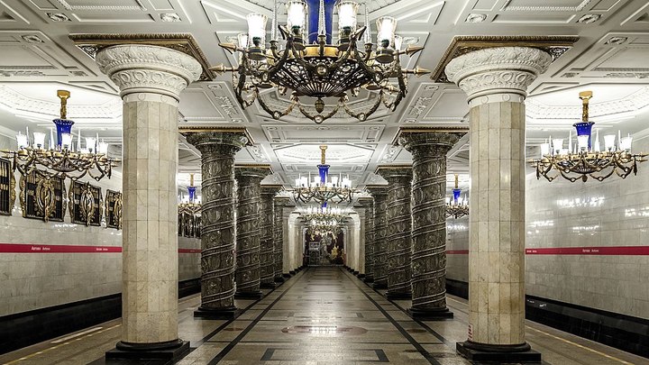 Обанкротившийся Метрострой уступает место новой компании: что это принесет Петербургу