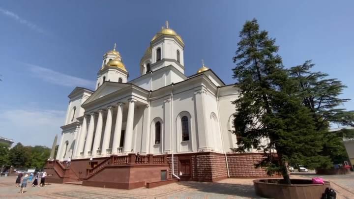 Триумф русского духа: Александро-Невский собор Симферополя принял святыню