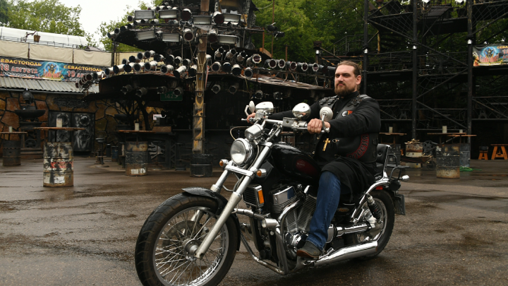 Байкеры на экспорт: на французском острове Корсика открылось отделение мотоклуба Ночные волки