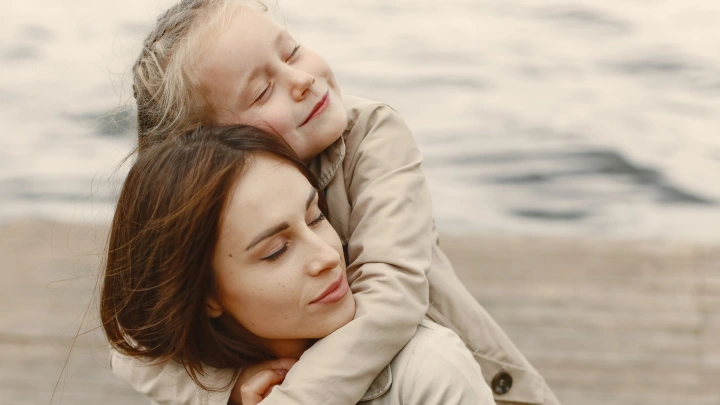 Михаил Делягин объяснил парадокс с алиментами и пособиями для матерей-одиночек