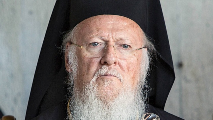 Константинопольский патриарх пригрозил русским монахам: Сидите смирно