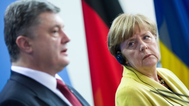 Меркель: НАТО не прекращал поддержку Киева во время Минского процесса