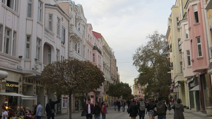 Болгары бурно отреагировали на появление русского посла у памятника Алёше