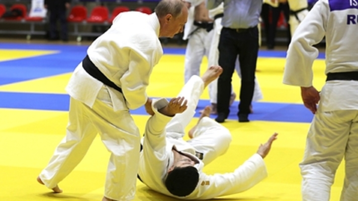 Посмешище сделает: Зеленский дерзким вызовом Путину разозлил олимпийского чемпиона