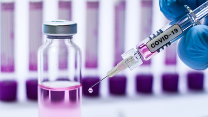 Для вакцин против COVID-19 более 22 противопоказаний: В Роспотребнадзоре назвали, кто под запретом