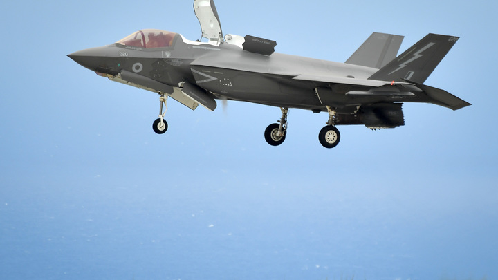 Бой F-35 и Су-30: Британский пилот погиб, играя в догонялки с русскими - Sohu