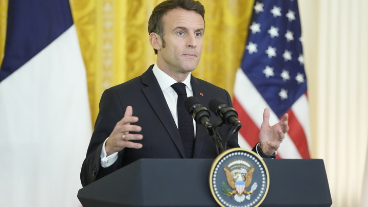 Наша перспектива - уничтожить Россию: Макрон рассказал, что он увидел в глазах Путина