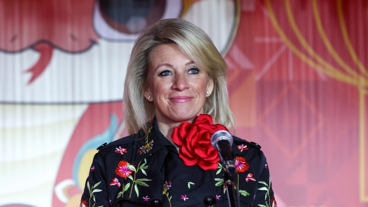 Как Трамп и Вэнс не вмазали этому подонку: Захарова о лжи Зеленского в Белом доме