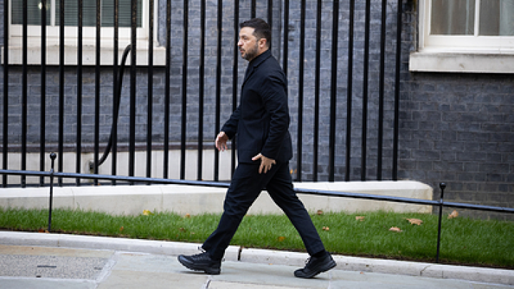 Страна: Зеленский может изменить позицию по русскому языку ради мира