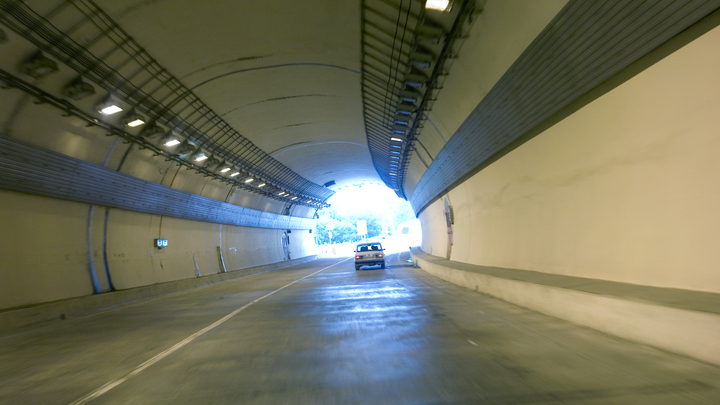 Для новой трассы Джубга – Сочи закупят щиты в Китае