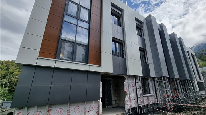 Более 20 инвестпроектов реализуют в курортной сфере в Сочи