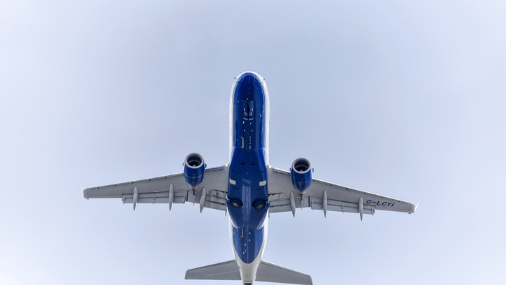 Пьяный пассажир и бомба в самолёте? Подробности задержания рейса Аэрофлота в США