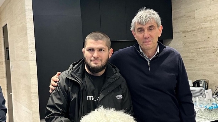 Хабиб Нурмагомедов посетил матч ФК Краснодар с ЦСКА и сделал фото с Галицким